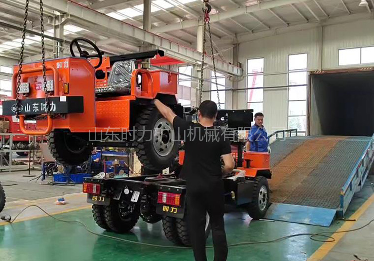 环球ug登录载重5吨矿用四不像车出口赞比亚